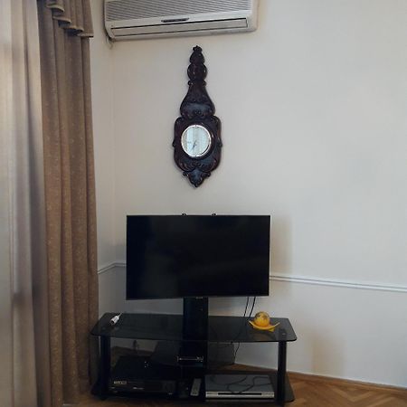 Neftiannikov Avenue Apartment Баку Экстерьер фото