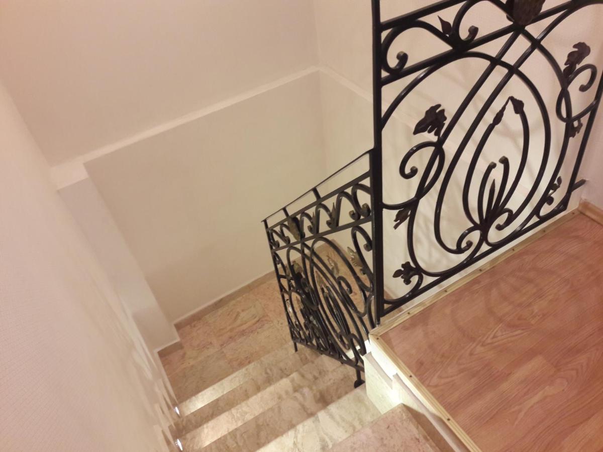 Neftiannikov Avenue Apartment Баку Экстерьер фото